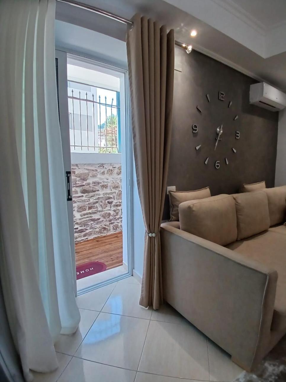 Gjirokastër Mato Apartment מראה חיצוני תמונה